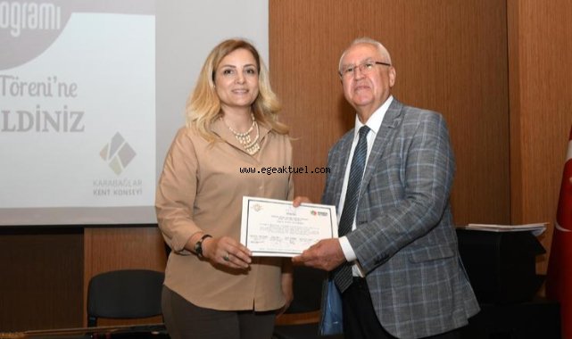 KİHEP belgelerini Başkan Selvitopu verdi