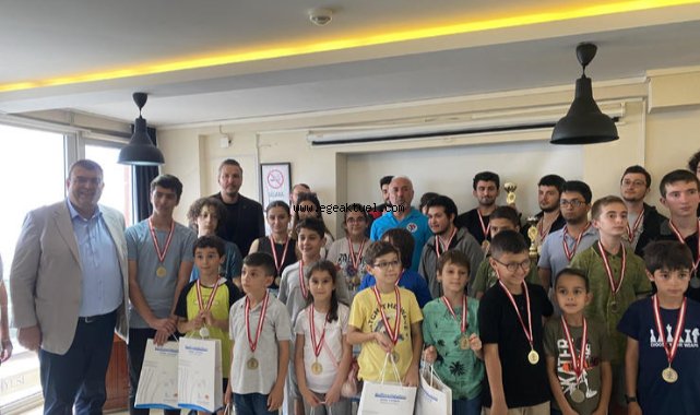 Seferihisar’da yaza “satrançla” merhaba
