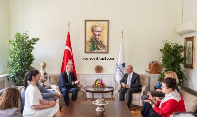 Soyer Ukrayna’nın İstanbul Başkonsolosu Nedilskyi’i ağırladı