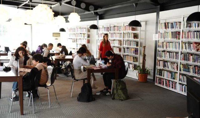 20 bin kitap Karşıyakalıların hizmetinde!