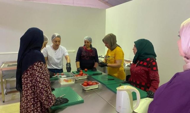 Çiğli'de Sağlıklı Atıştırmalıklar Üretimi için Eğitimler Tamamlandı