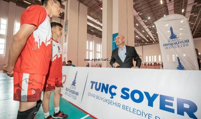 İzmir’in yeni spor uygulaması Sporİzmir kullanıma sunuldu