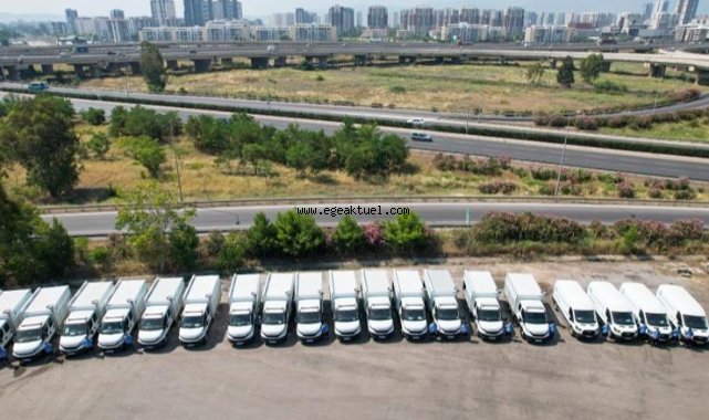 İZSU 98 yeni iş makinesiyle filosunu büyüttü