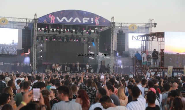 Waf İle Efes Selçuk’a On Binlerce Ziyaretçi, Kent Ekonomisine Katkı