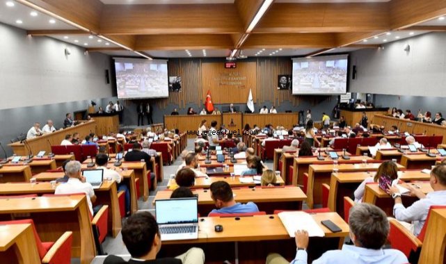 Büyükşehir Meclisi’nden Başkan Soyer’e yetki