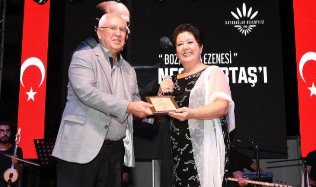 ''Bozkırın Tezenesi'' türküleriyle yaşıyor