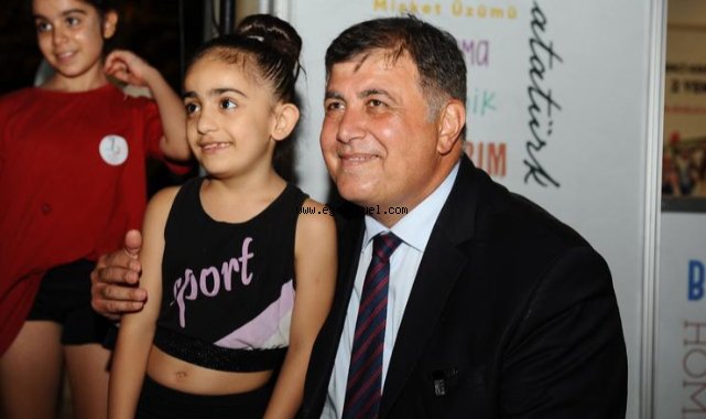 Karşıyaka’nın sokak şenliği ilçe sınırlarını aştı