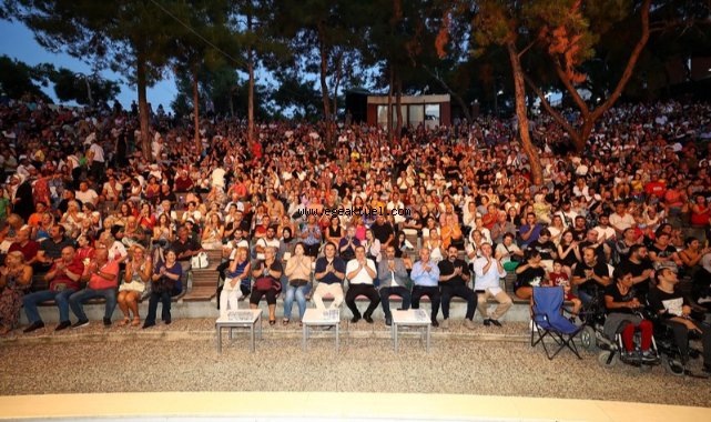 Konak’ta 7’den 77’ye halk oyunları şenliği