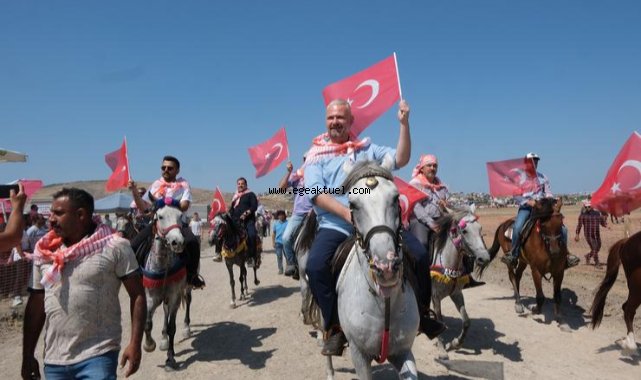 Menemen’de Rahvan At Yarışı Heyecanı Yaşandı