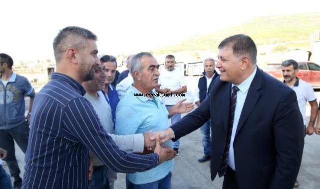 Başkan Tugay'dan sanayi esnafına ziyaret