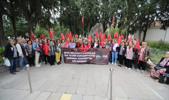 Efes Selçuklu Kadınlar Zübeyde Hanım’ın Huzurunda