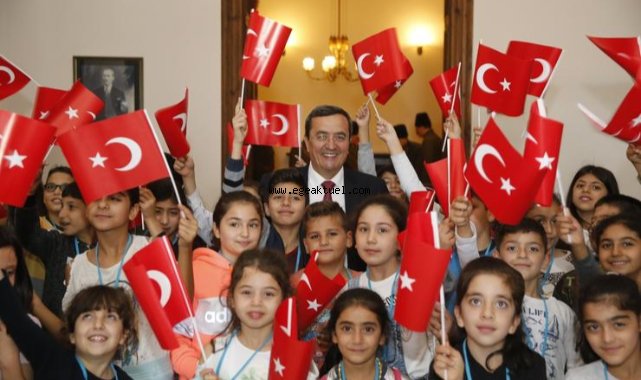 Konak’ta 100. yıl coşkusu