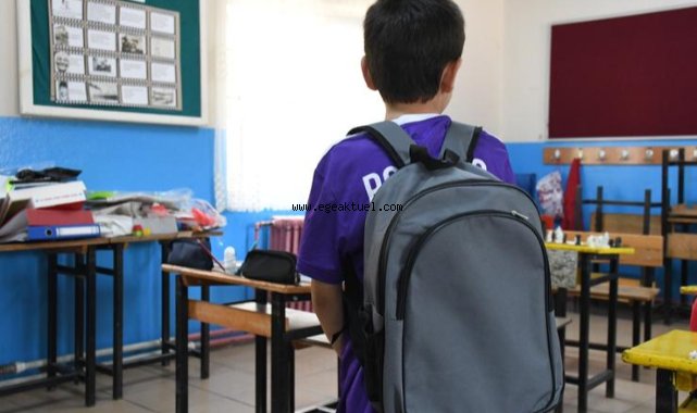 Öğrencilere kırtasiye desteği