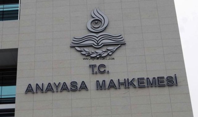 AYM 'sansür yasası' için kararını verdi