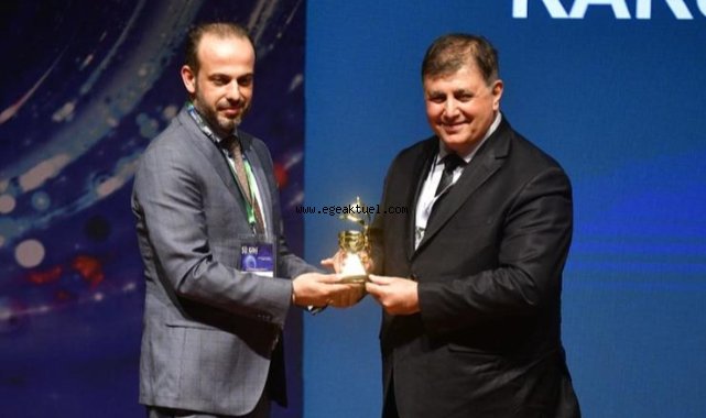 Karşıyaka Belediyesi’ne Türkiye Sürdürülebilir Gelecek Ödülü