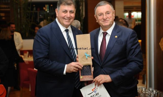 Karşıyaka’dan Hatay’a yardım köprüsü