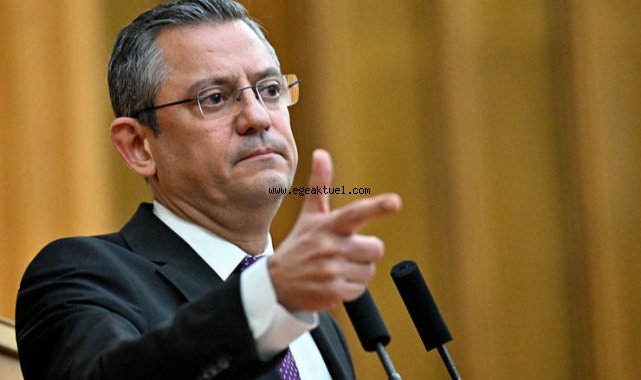 CHP Lideri Özgür Özel: İzmir'e özel gayret gösteriyorum