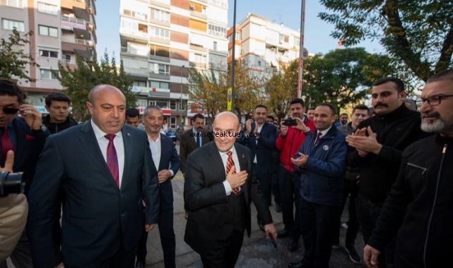 Türk-İş’ten Soyer’e tam destek