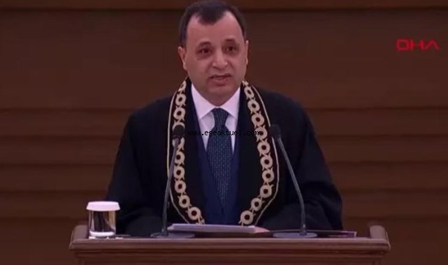 AYM Başkanı'ndan çarpıcı sözler