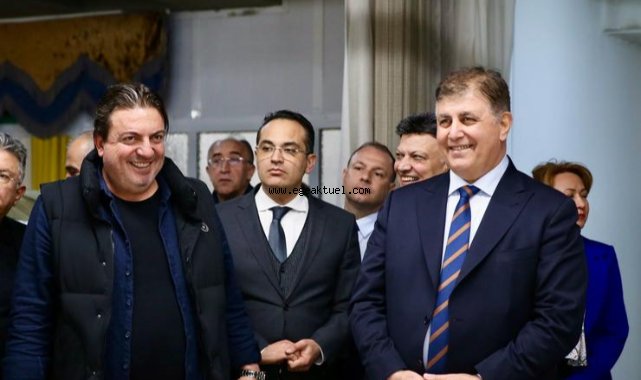 CHP’li Cemil Tugay: Bu şehir Dr. Behçet Uz’u belediye başkanı yaptı bir de Dr. Cemil Tugay olsun