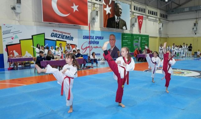 Gaziemir’in taekwondocularından kuşak mücadelesi