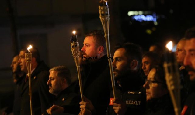 Görkem Duman Buca'da sessiz yürüyüşe katıldı: "Acımız ilk günkü gibi taze"