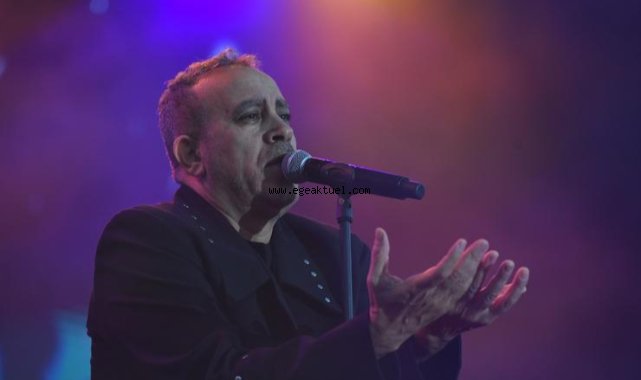 Narlıdere'de Haluk Levent coşkusu