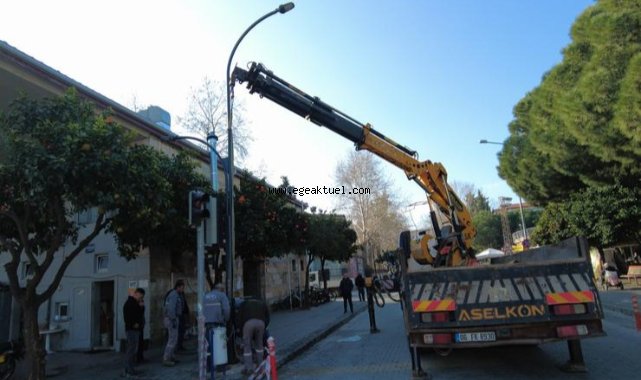 Efes Selçuk'ta, Sokaklar Aydınlanıyor!