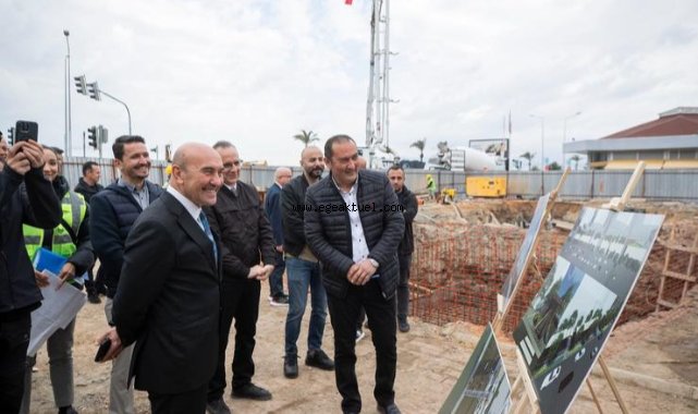 Yeni üst geçit Mustafa Kemal Sahil Bulvarı’na nefes aldıracak