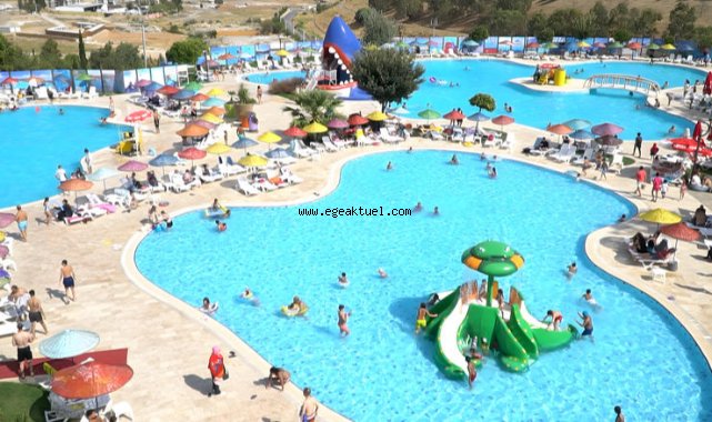 Aqua Yaşam Havuzları İzmir’in gözdesi oldu