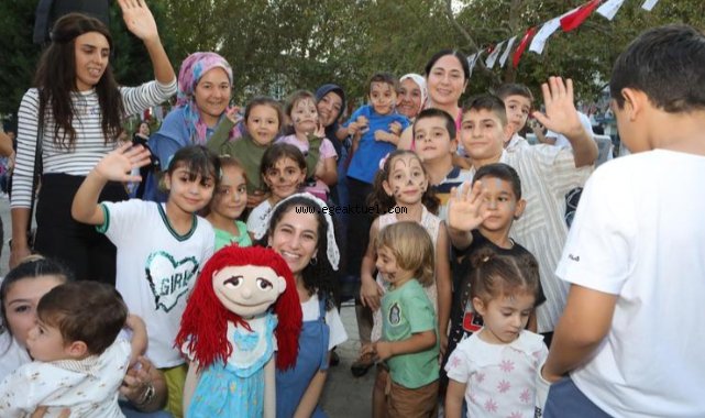 Bayraklı'da çocuklar şenlikte buluştu