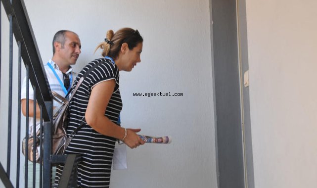 Güzelbahçe Belediyesi Vatandaşın Talepleri İçin Sahada