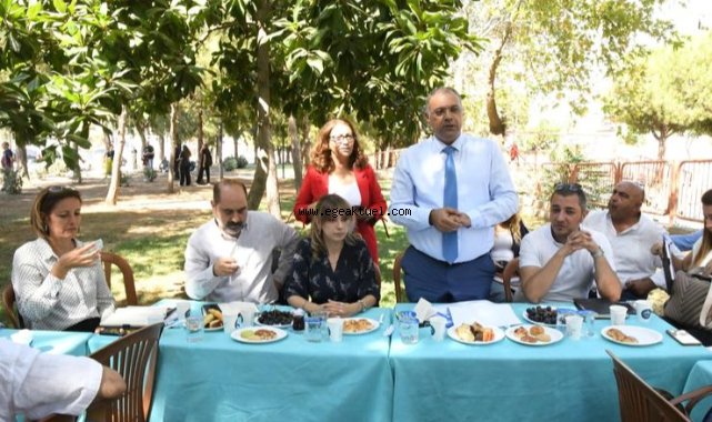 Karabağlar’ın sorunlarına hızlı çözüm için “SAHA” ekipleri iş başında