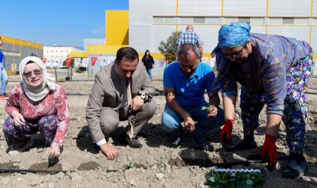 Pınarbaşı Kent Bostanı açıldı