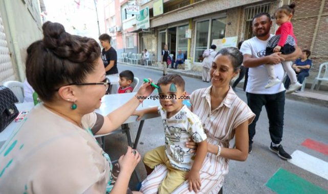 ‘Sokak Senin’e coşkulu final