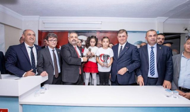 Başkan Tugay:  Cumhuriyet terörle bir arada olamaz