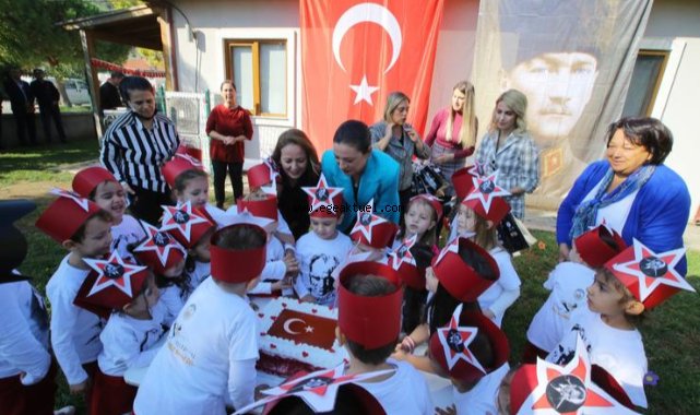 Cumhuriyet’in çocuklarına bayram hediyesi