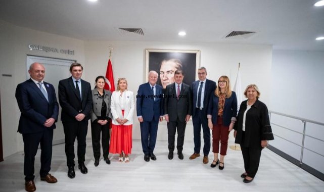 Fransa ile İzmir arasında dostluk köprüsü