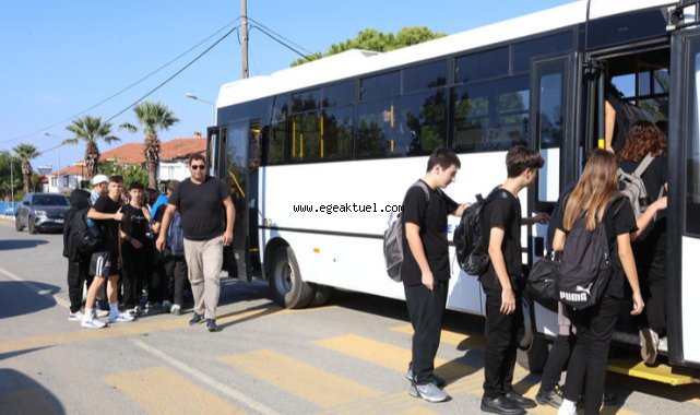Güzelbahçe Belediyesi’nden Ücretsiz Okul Servisi