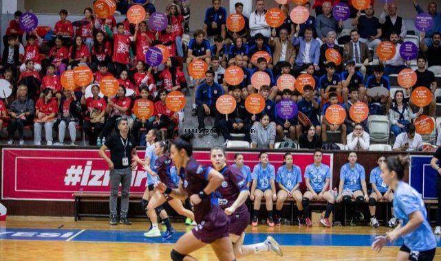 İzmir tribünlerinden güçlü toplumsal cinsiyet eşitliği mesajı