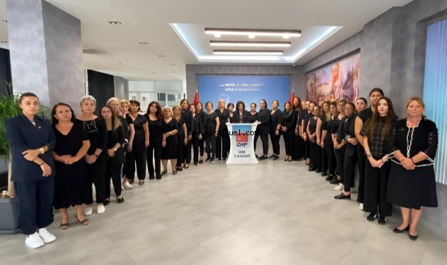 Kadın cinayetlere siyahlar içinde isyan!
