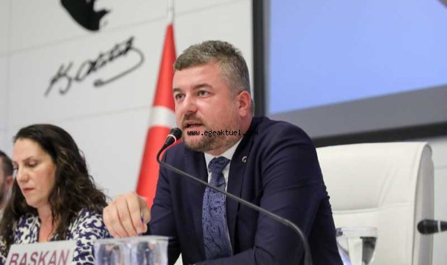 Buca’da Atatürk afişlerine çirkin saldırı