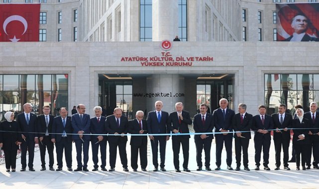 Cumhurbaşkanı Erdoğan: ""Bu milletin birlik ve beraberliğini bozmaya yönelik her söz ve eylem Gazi Mustafa Kemal'in emanetine ihanettir"