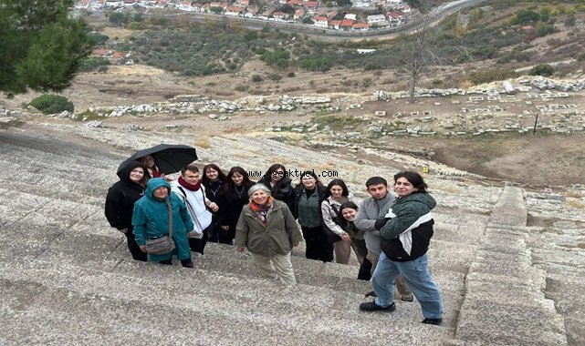 İzmir Büyükşehir'den alkışlanacak çalışma, haydi kitap okumaya! 