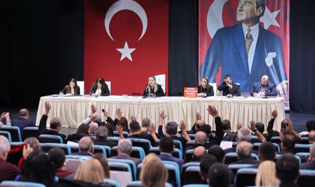 Konak Belediye Meclisi’nden kayyum tepkisi