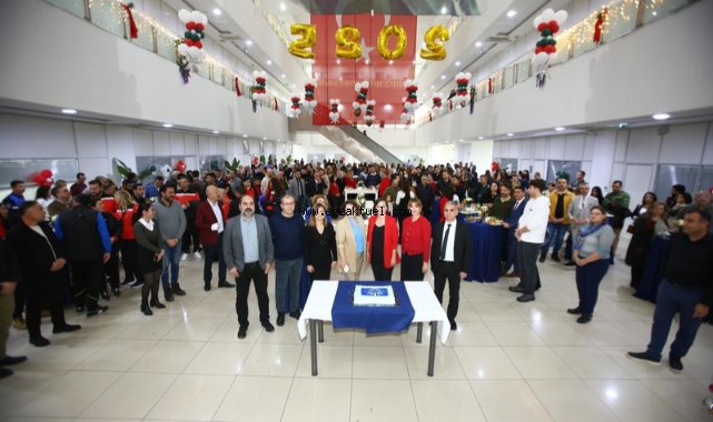 Başkan Kınay, "Karabağlar Ailesinin" yeni yılını kutladı