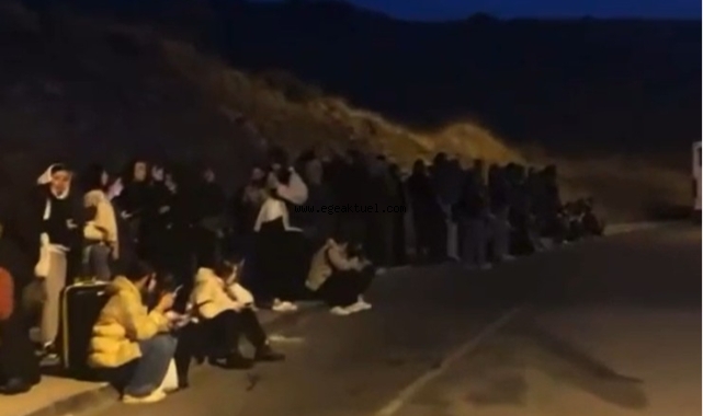 İzmir Hafiyesi Soruyor? Eshot Kız Öğrencilere "Oturun Evinizde Yaa" mı diyor? 