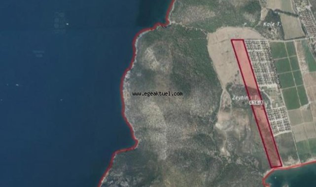 Kızılay İzmir'de denize sıfır arazi satıyor