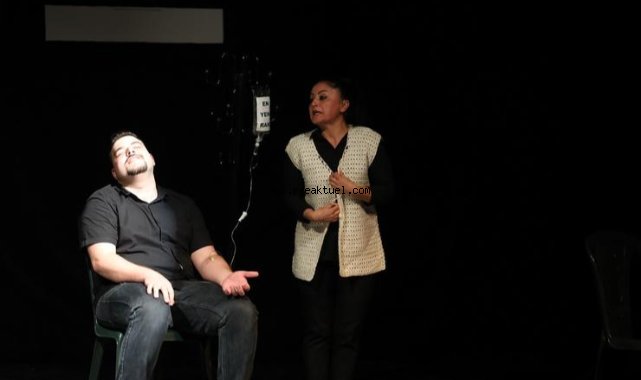 Menderes, İlk Kez Tiyatro Festivali’ndeydi