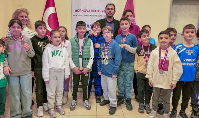 Bornova’da genç zihinler satrançla buluşuyor